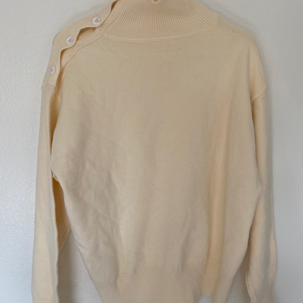 Dazy Cream Colored Turtleneck Buttoned Sweater - Picture 5 of 10